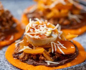 Salvadoran Enchiladas