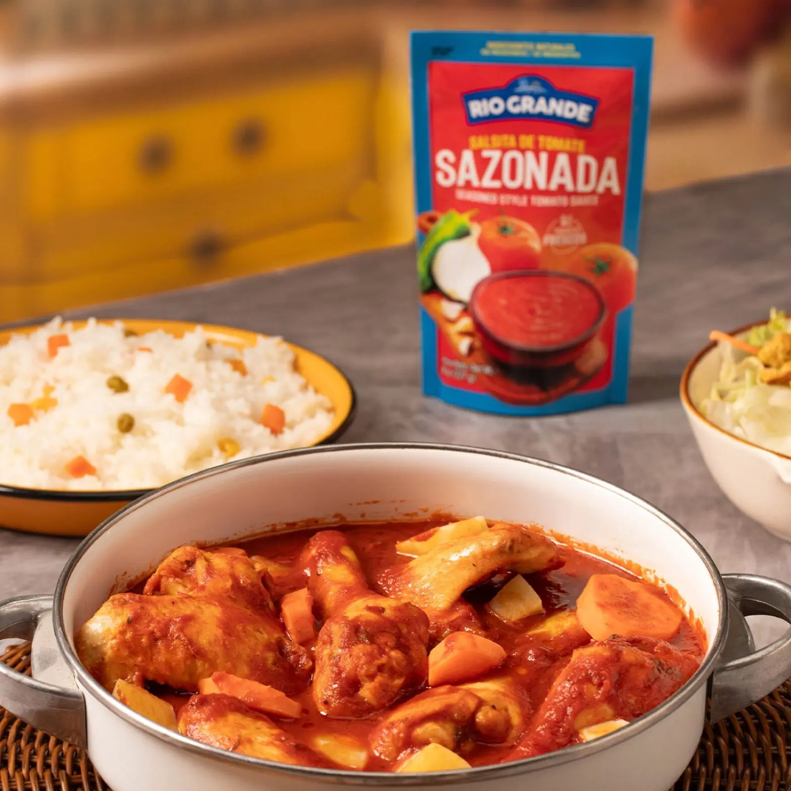 Tomato Sauce Garlic Seasoned Rio Grande Foods prepared